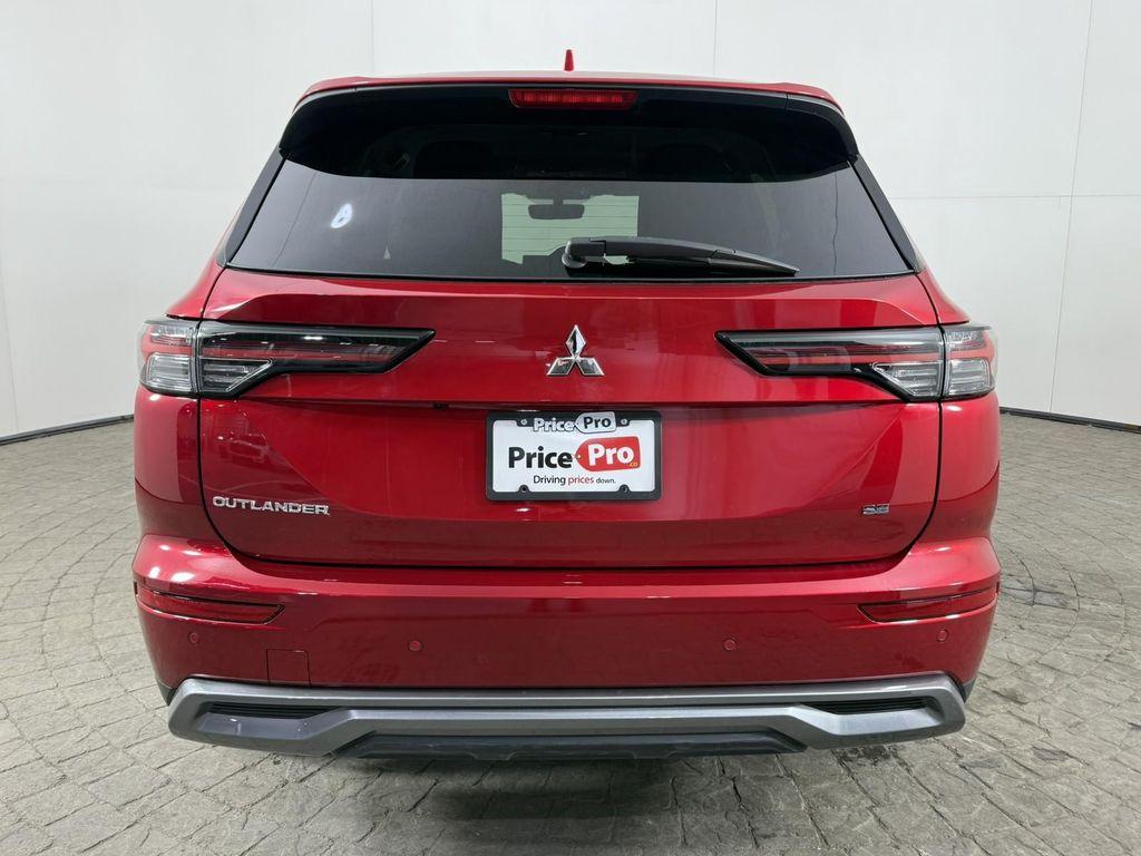 used 2025 Mitsubishi Outlander car, priced at $27,998