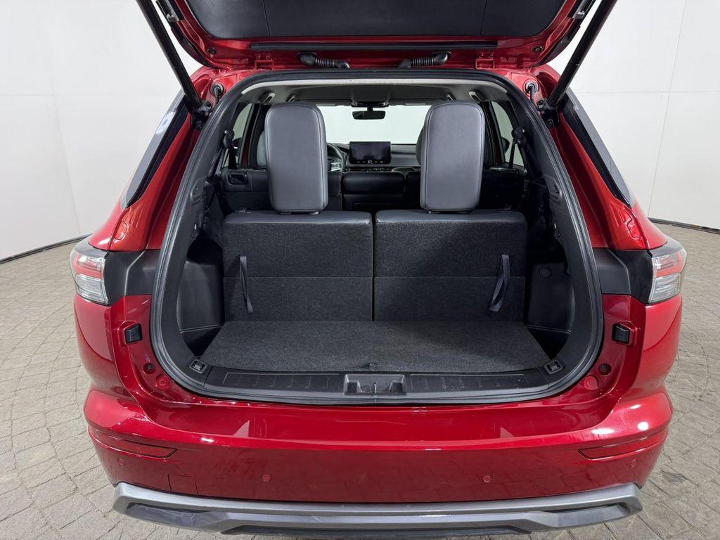 used 2025 Mitsubishi Outlander car, priced at $27,998