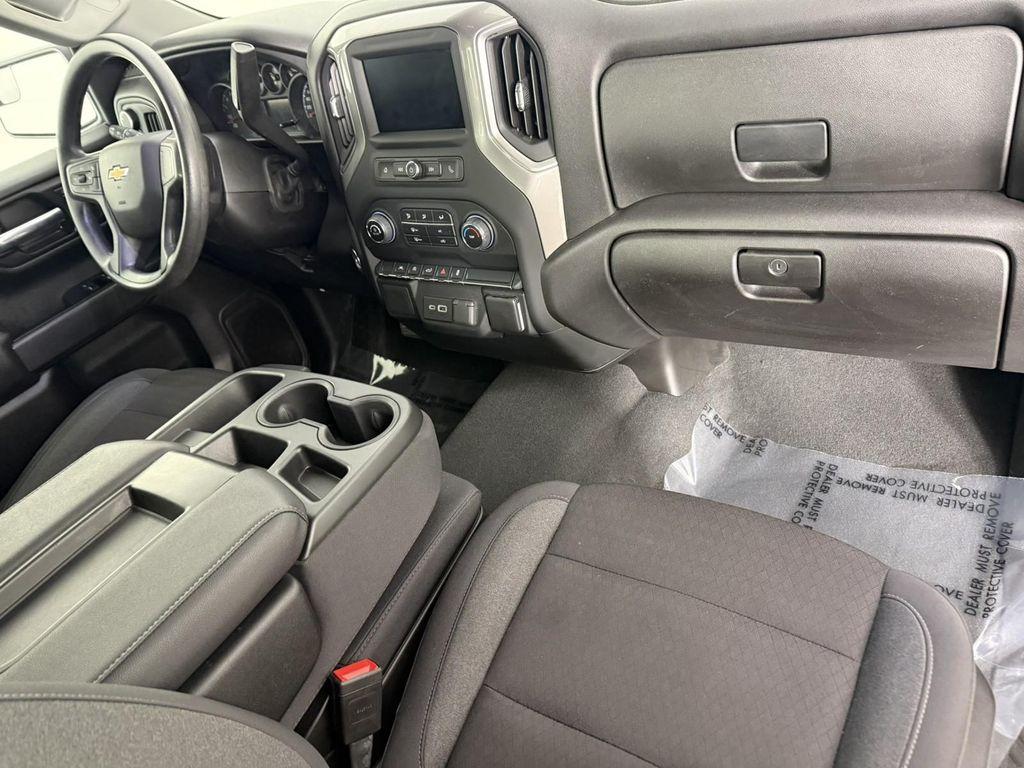 used 2024 Chevrolet Silverado 1500 car, priced at $35,998