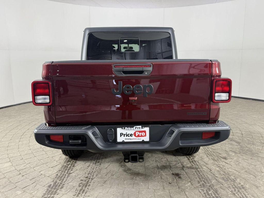 used 2021 Jeep Gladiator car, priced at $27,998