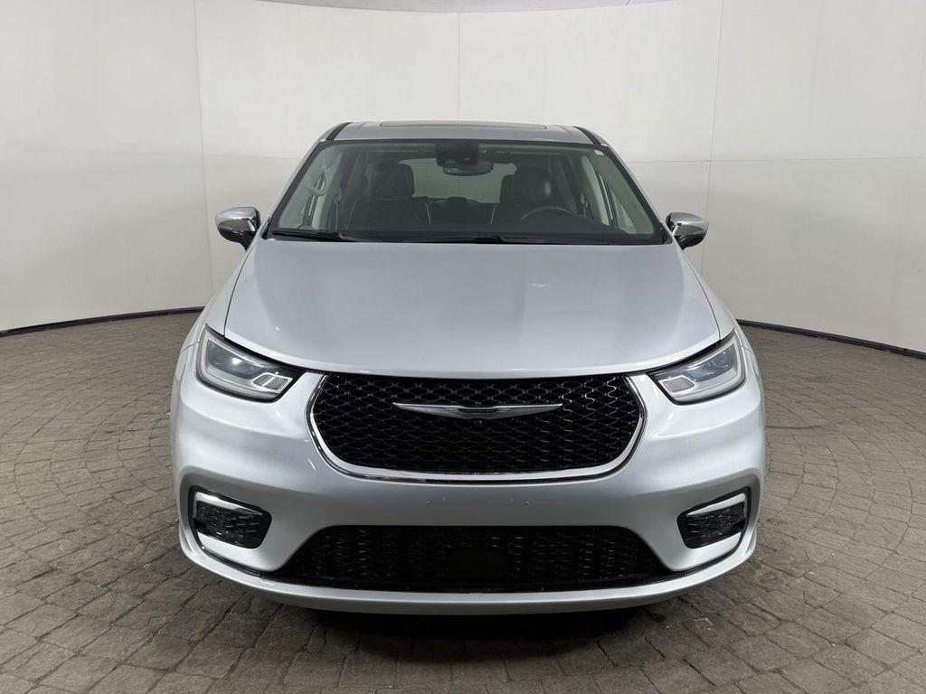 used 2023 Chrysler Pacifica Hybrid car, priced at $24,498