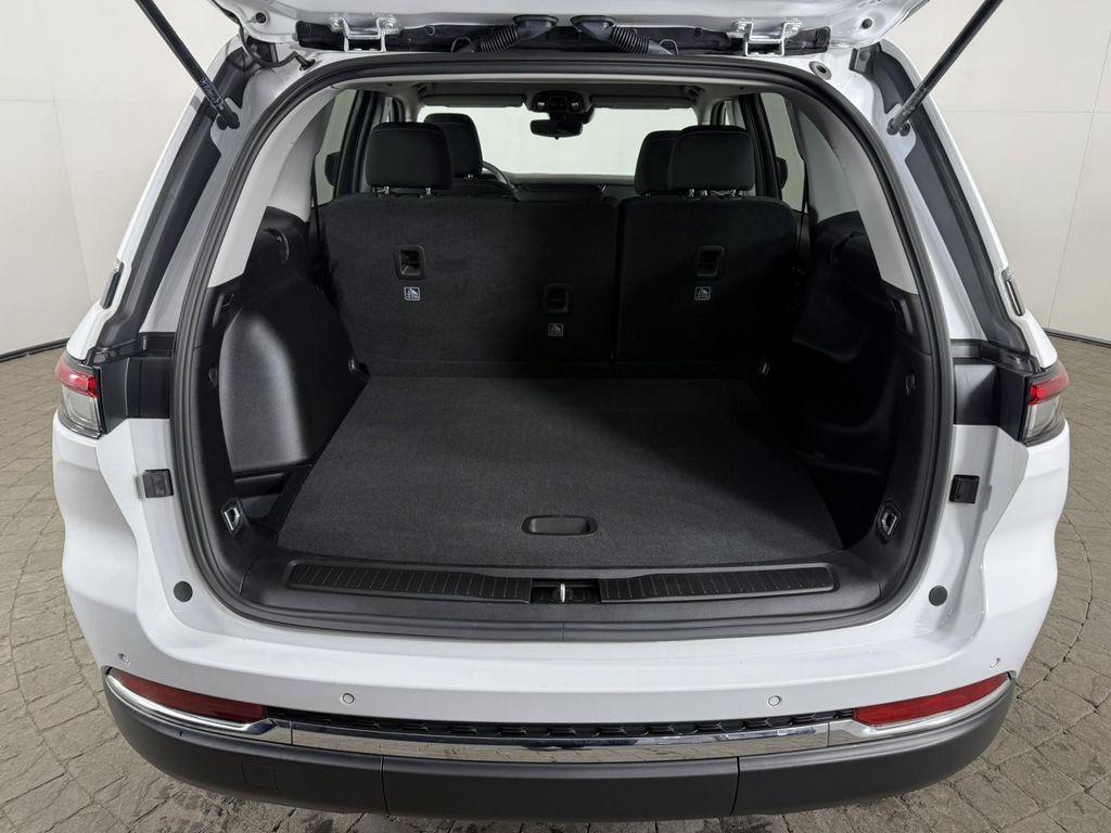 used 2023 Jeep Grand Cherokee car, priced at $23,998