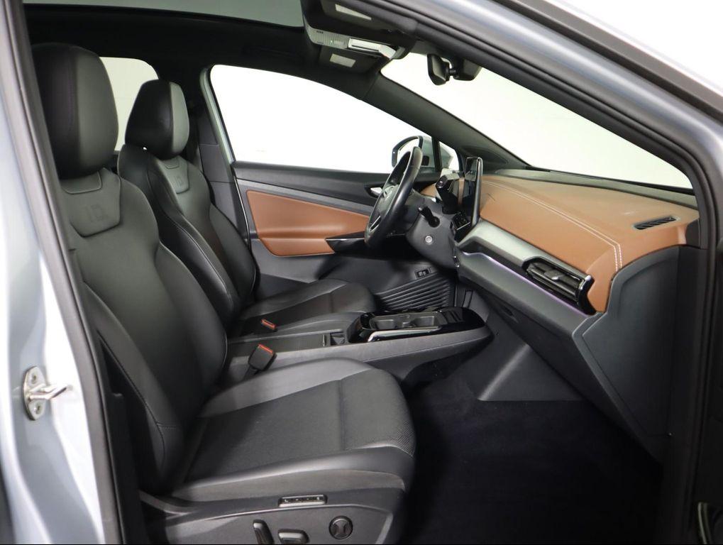 used 2022 Volkswagen ID.4 car, priced at $18,500