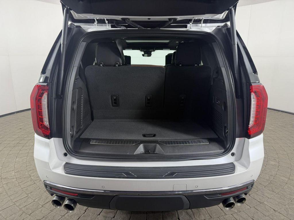 used 2023 GMC Yukon car, priced at $78,998