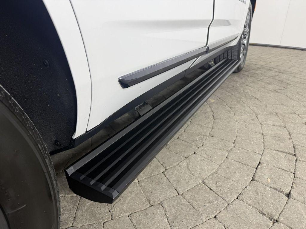 used 2023 GMC Yukon car, priced at $78,998