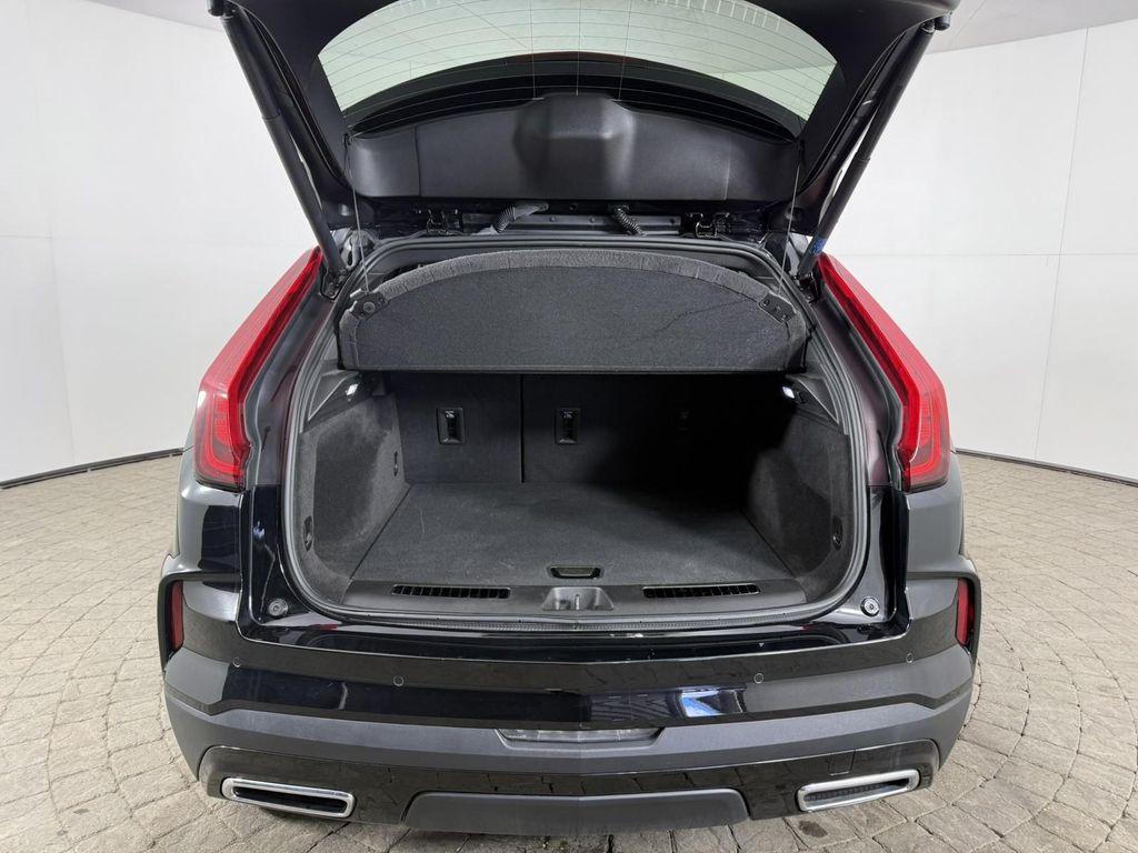 used 2024 Cadillac XT4 car, priced at $34,998