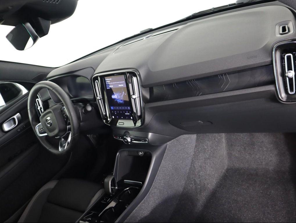 used 2024 Volvo C40 Recharge Pure Electric car, priced at $26,998