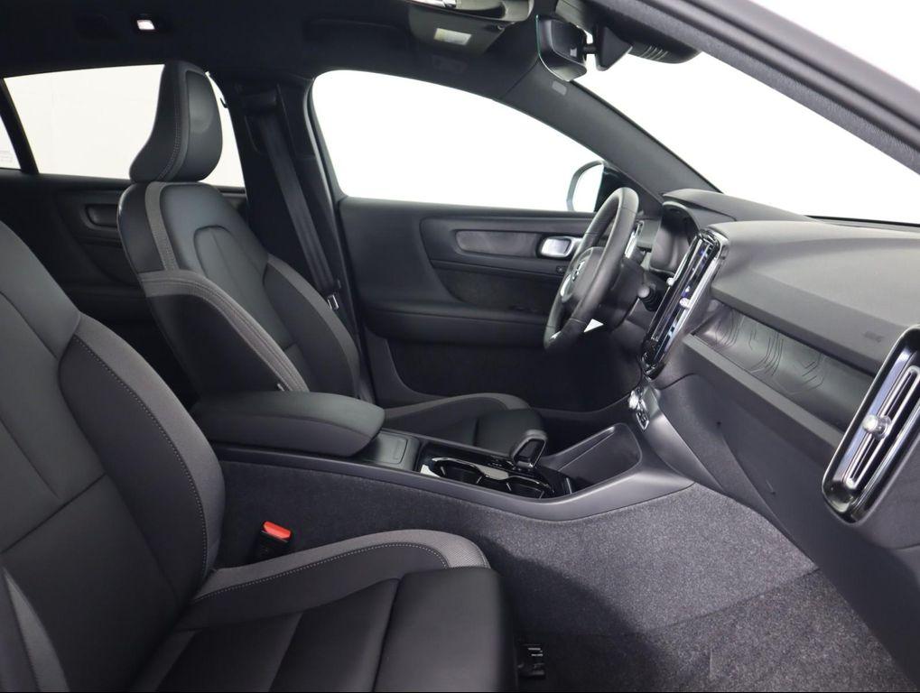 used 2024 Volvo C40 Recharge Pure Electric car, priced at $26,998