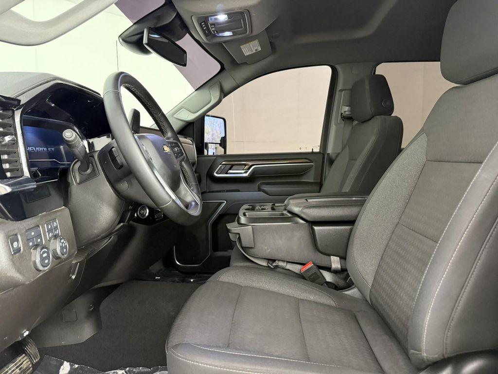 used 2025 Chevrolet Silverado 3500 car, priced at $66,498
