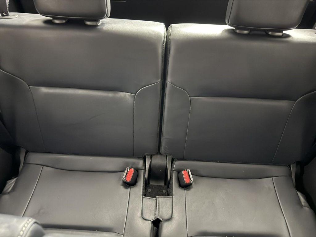 used 2025 Mitsubishi Outlander car, priced at $25,998