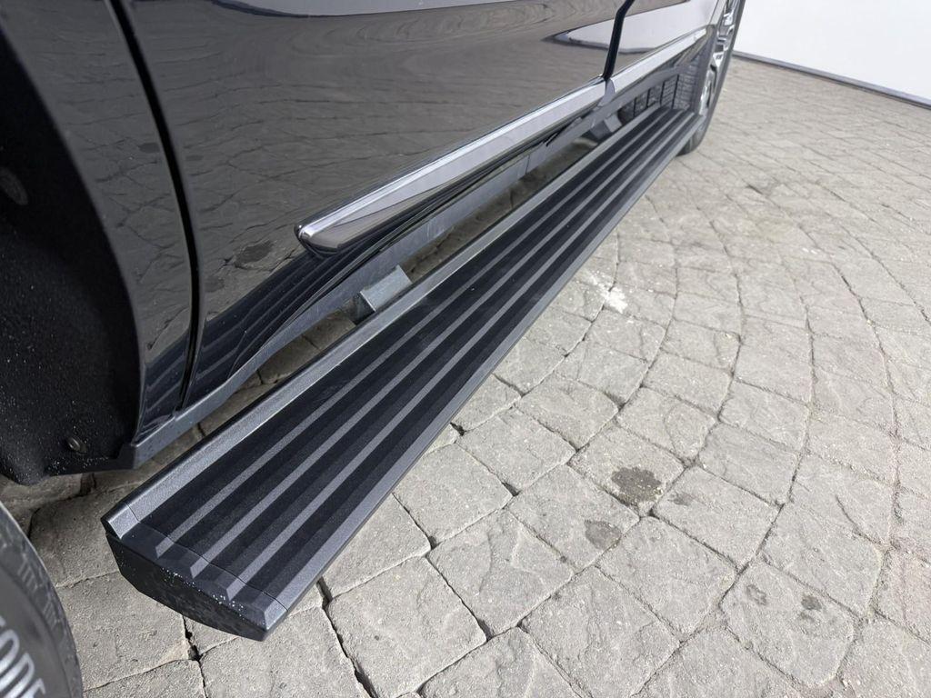 used 2023 GMC Yukon car, priced at $64,998