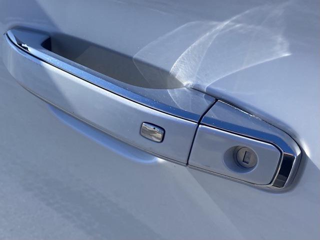 used 2018 GMC Yukon car, priced at $20,901