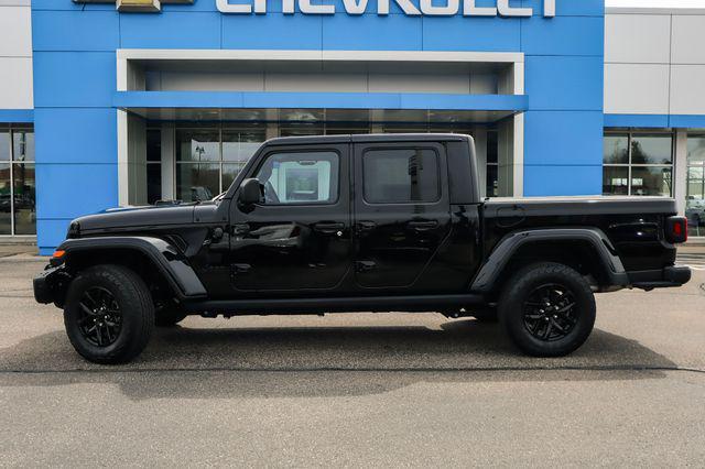 used 2023 Jeep Gladiator car, priced at $33,032