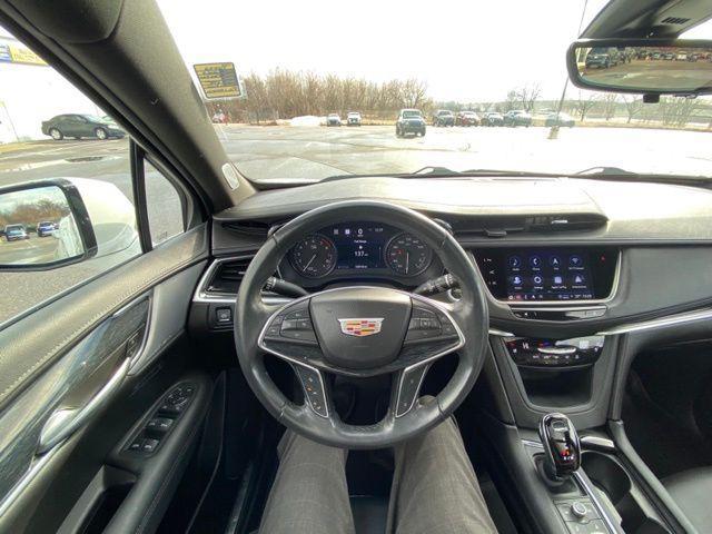 used 2023 Cadillac XT5 car, priced at $34,599