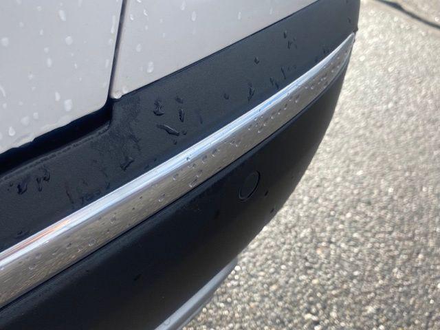 used 2023 Cadillac XT5 car, priced at $34,599