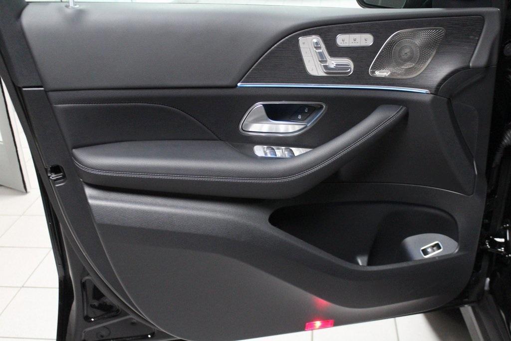 used 2025 Mercedes-Benz GLS 450 car, priced at $79,991