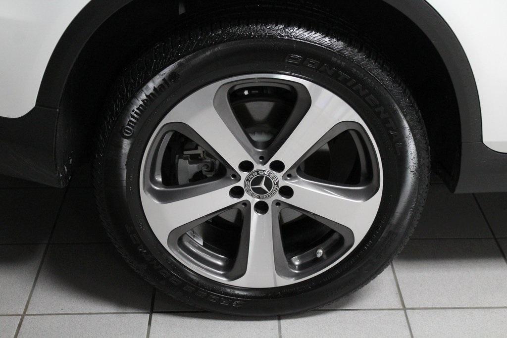 used 2022 Mercedes-Benz GLC 300 car, priced at $33,995