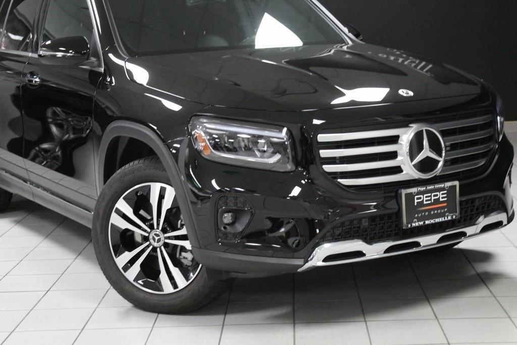 used 2025 Mercedes-Benz GLB 250 car, priced at $39,985