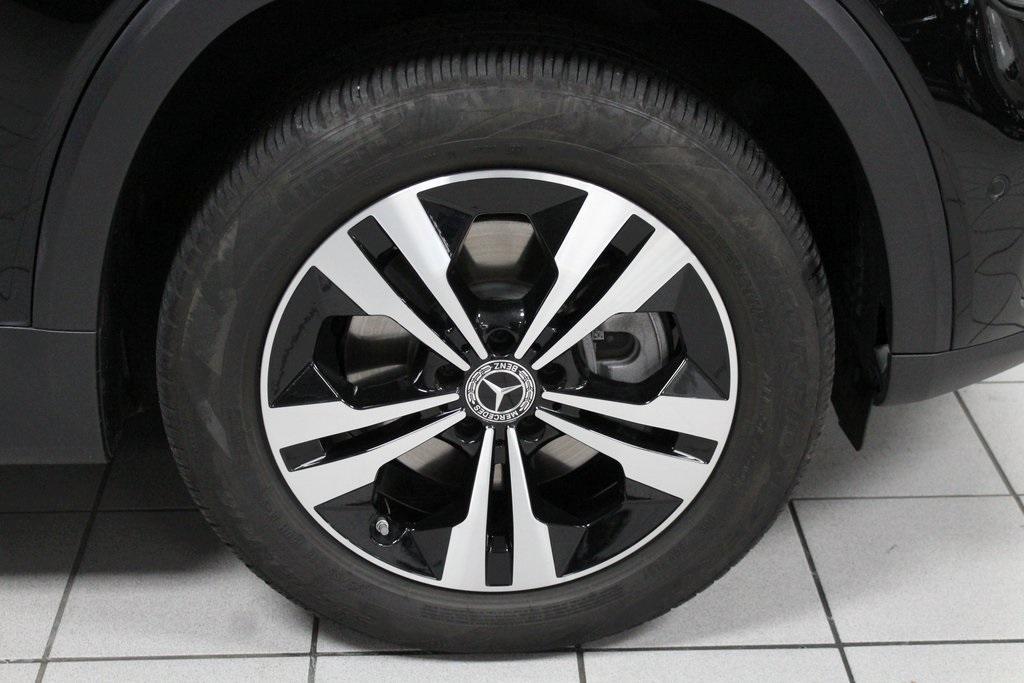 used 2025 Mercedes-Benz GLB 250 car, priced at $39,985