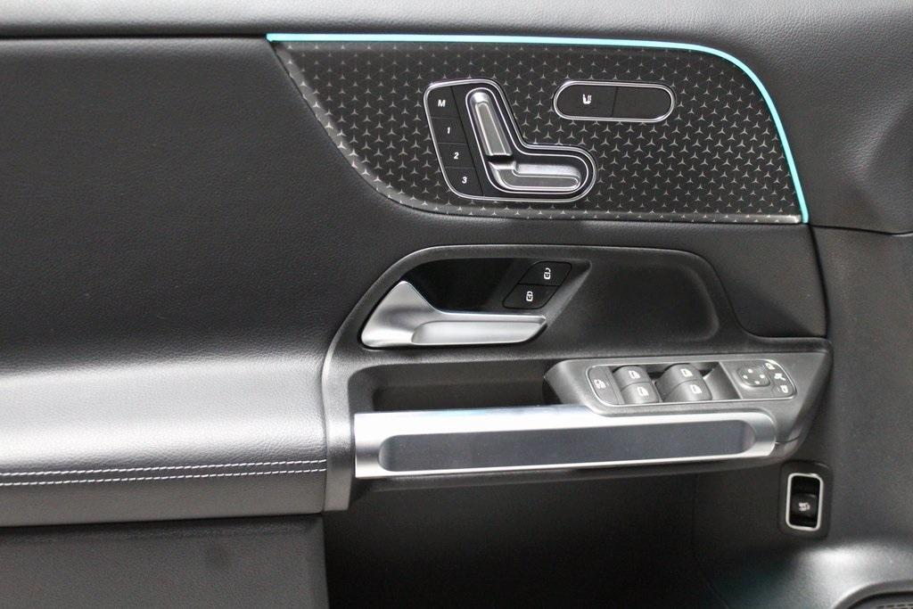 used 2025 Mercedes-Benz GLB 250 car, priced at $39,985