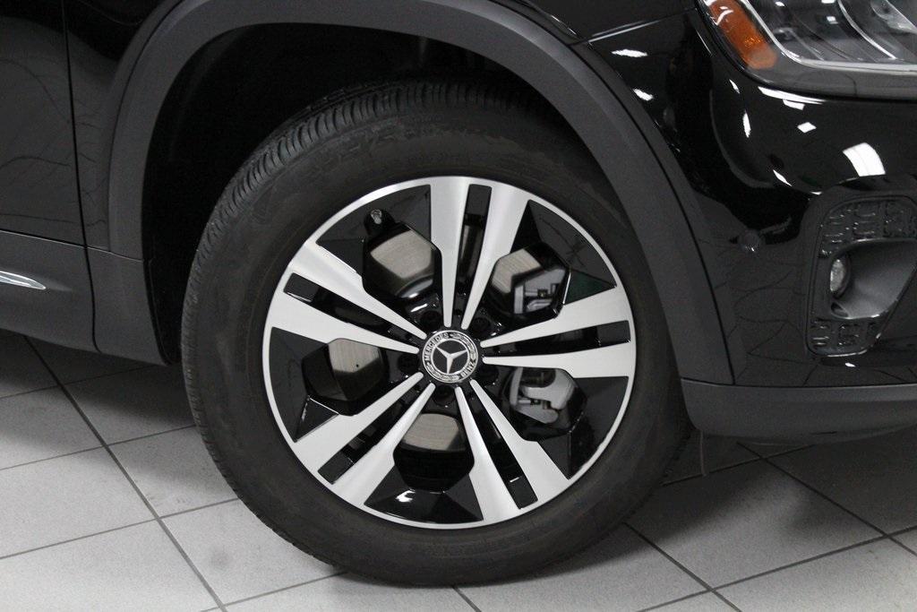 used 2025 Mercedes-Benz GLB 250 car, priced at $39,985