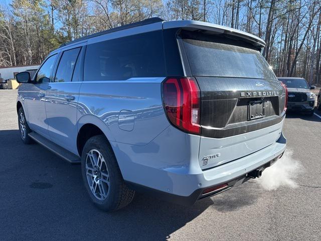 new 2025 Ford Expedition Max car, priced at $74,605