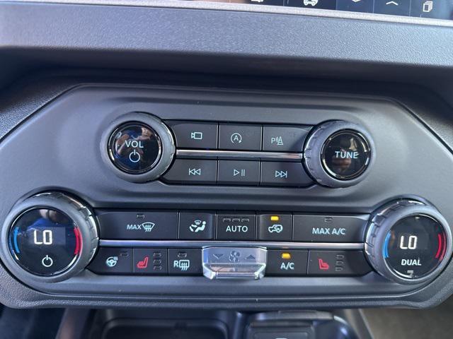 new 2025 Ford Bronco car, priced at $53,265