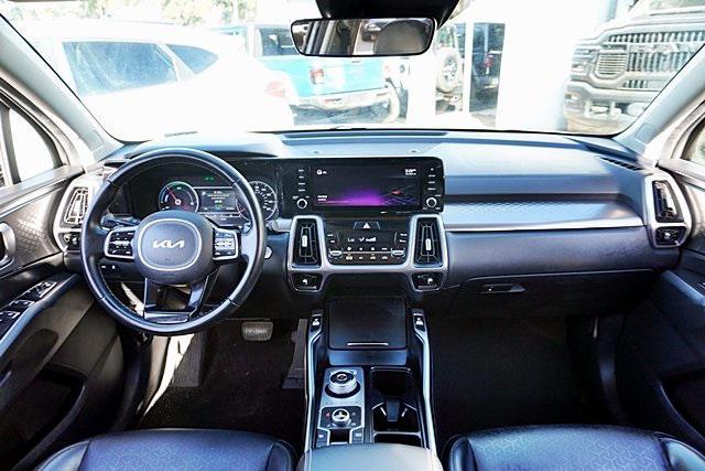 used 2022 Kia Sorento Hybrid car, priced at $19,600