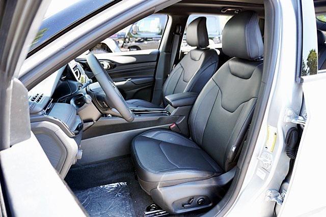 new 2025 Jeep Compass car, priced at $34,466