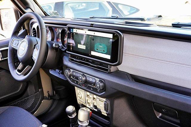 new 2026 Jeep Wrangler car, priced at $47,094