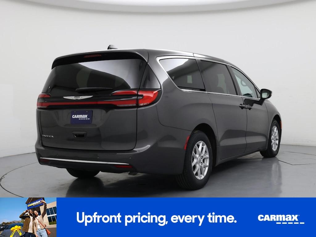 used 2023 Chrysler Pacifica car, priced at $26,998