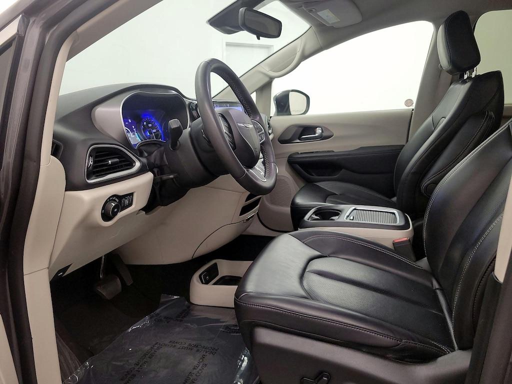used 2023 Chrysler Pacifica car, priced at $26,998