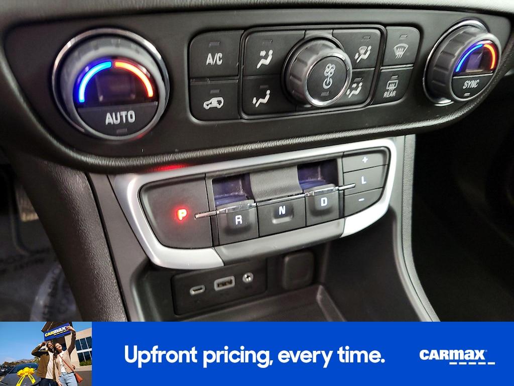 used 2022 GMC Terrain car, priced at $22,998