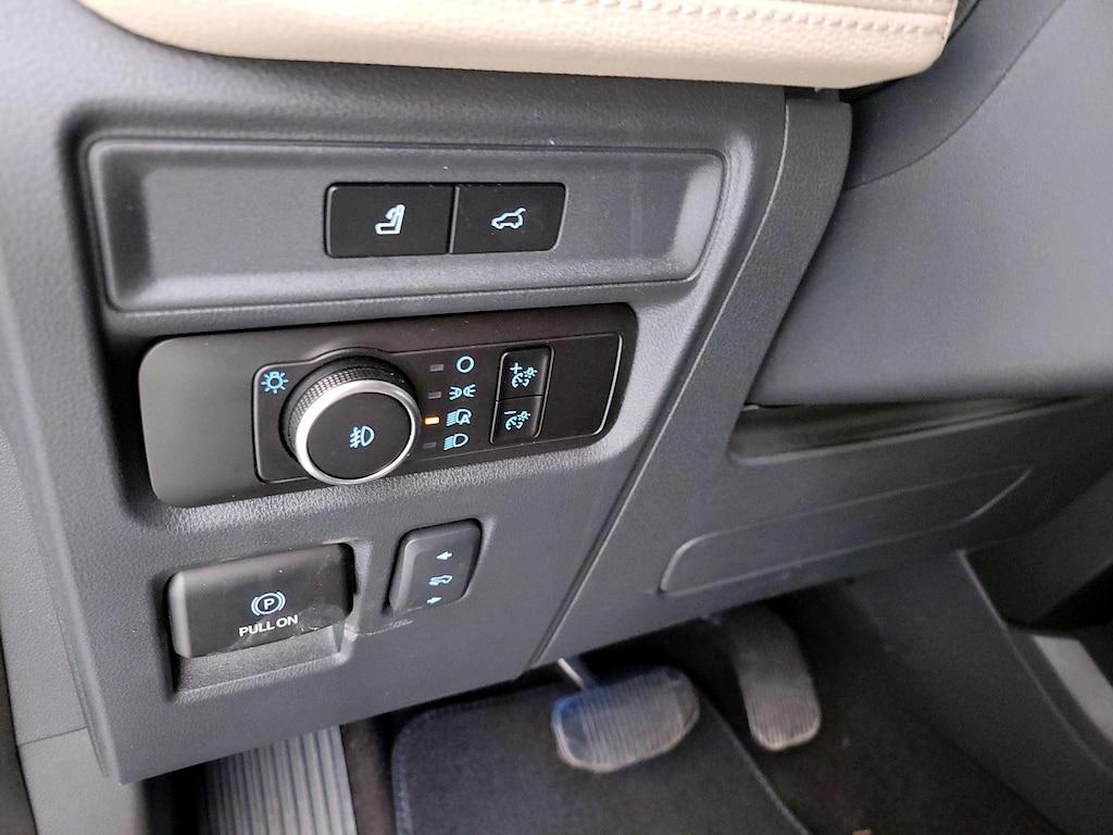 used 2023 Ford Expedition car, priced at $43,998