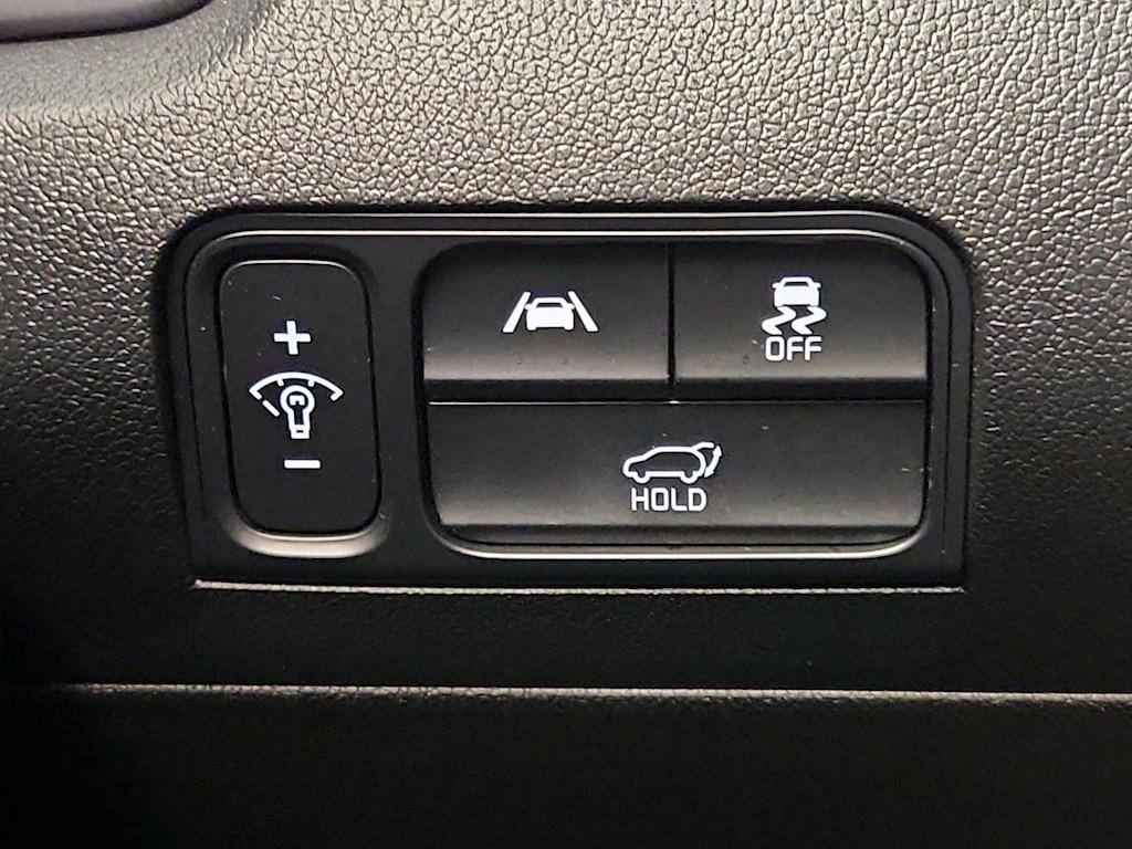 used 2023 Kia Sorento Hybrid car, priced at $30,998