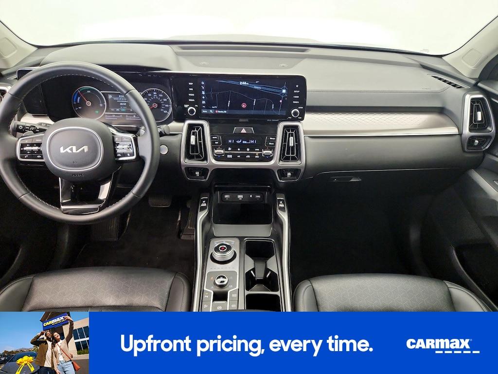 used 2023 Kia Sorento Hybrid car, priced at $30,998