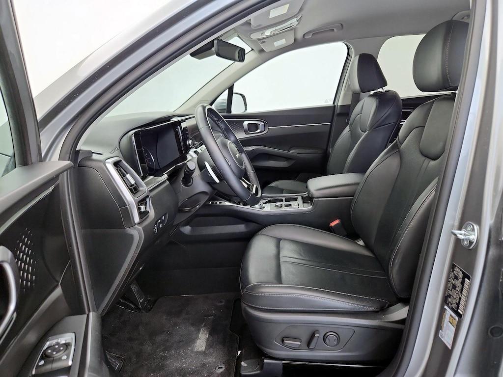 used 2023 Kia Sorento Hybrid car, priced at $30,998