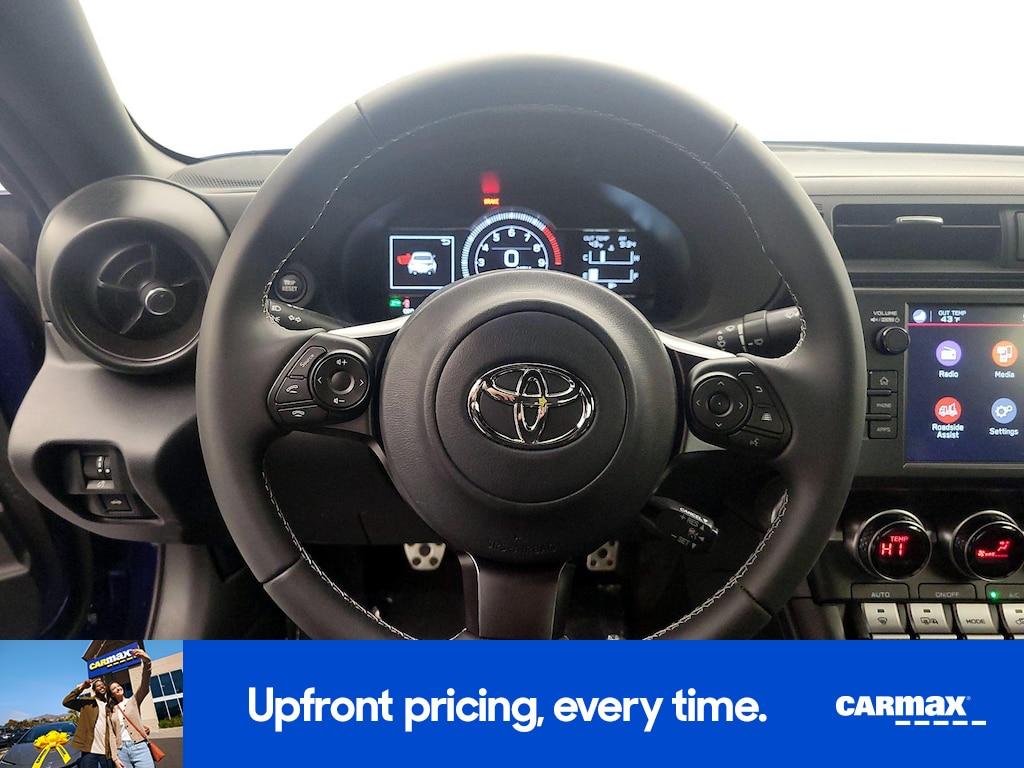 used 2025 Toyota GR86 car, priced at $36,998