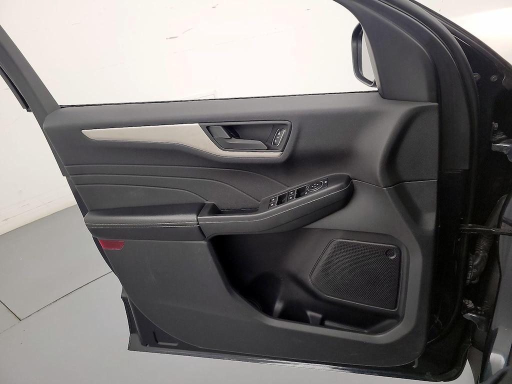 used 2022 Ford Escape car, priced at $17,998