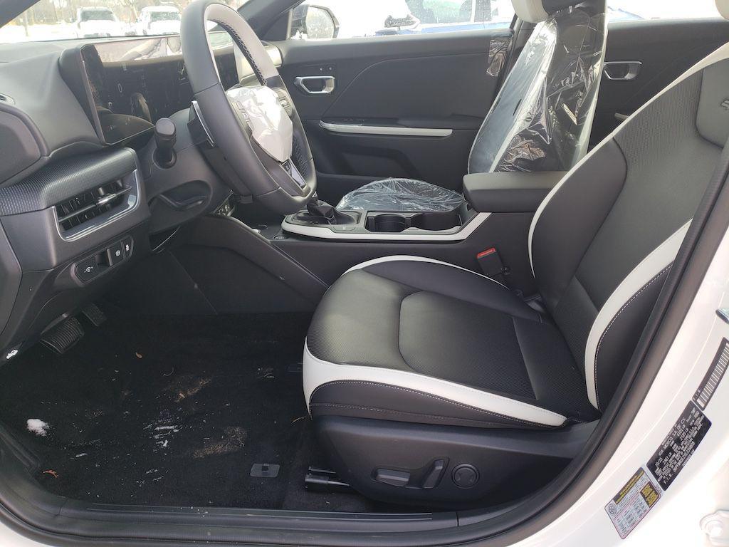 new 2025 Kia K4 car, priced at $25,825