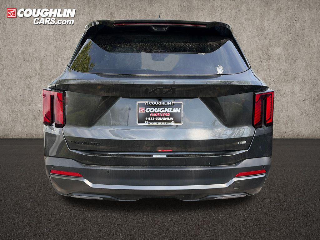 new 2026 Kia Sorento Hybrid car, priced at $43,689