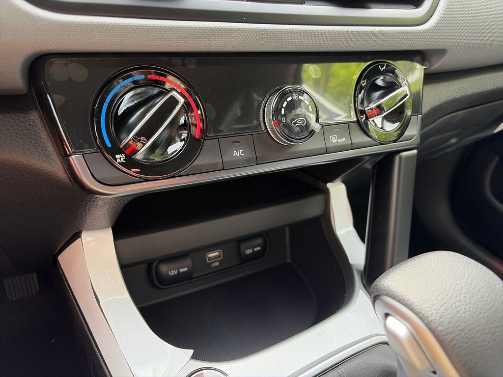new 2026 Kia Seltos car, priced at $23,464