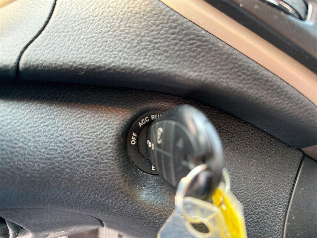 used 2018 Jeep Cherokee car, priced at $10,991