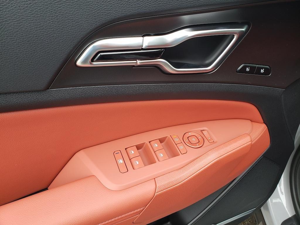 new 2026 Kia Sportage Hybrid car, priced at $39,824