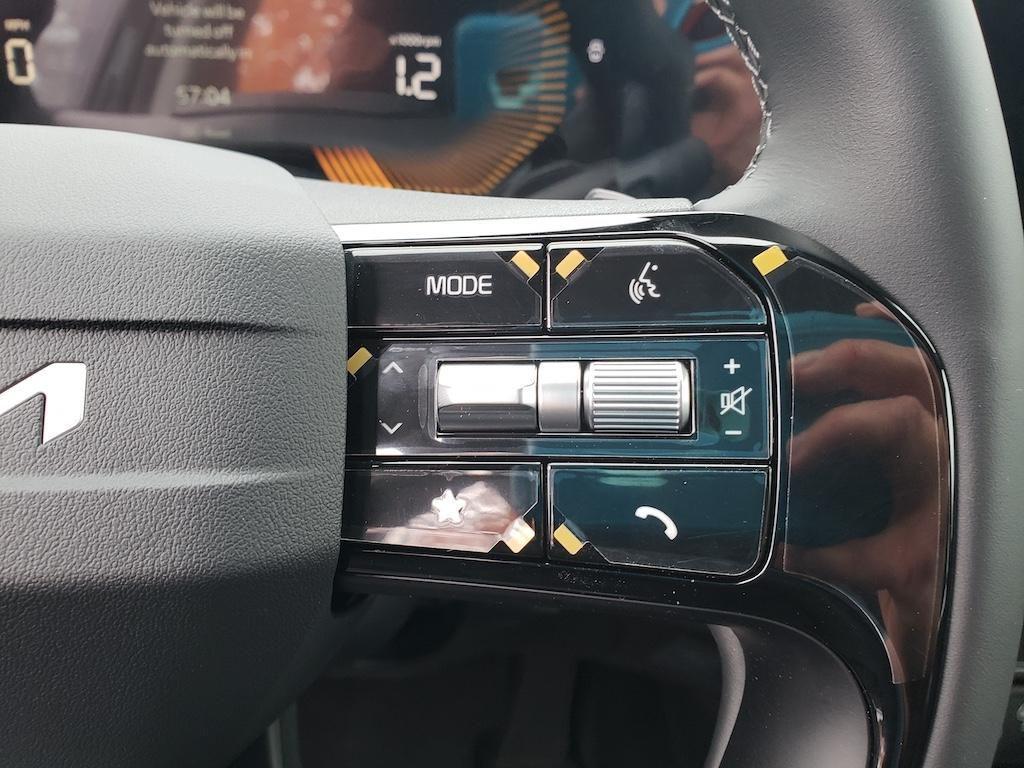 new 2026 Kia Sorento Hybrid car, priced at $37,544