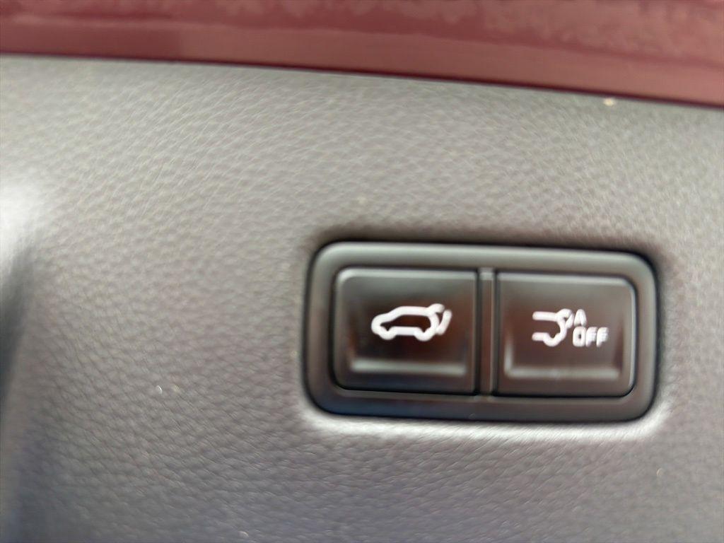 used 2022 Kia Carnival car, priced at $31,345