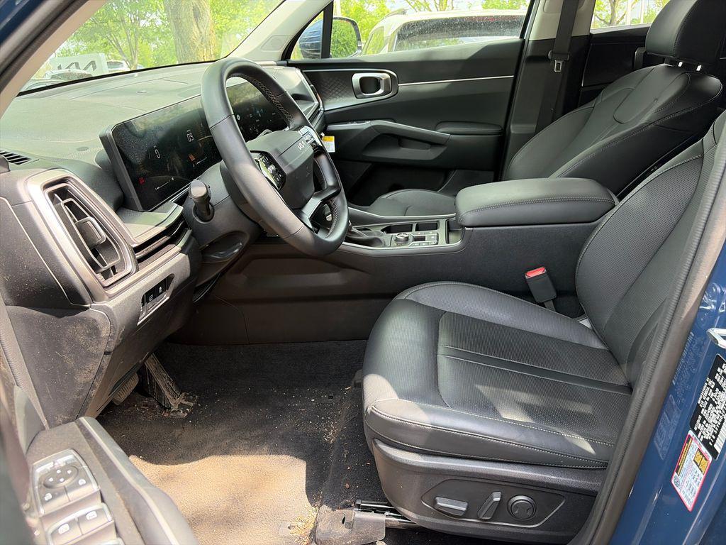 new 2026 Kia Sorento car, priced at $35,715
