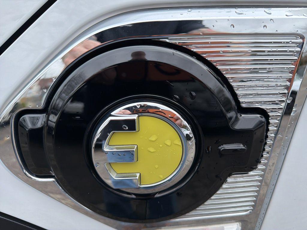 used 2018 MINI E Countryman car, priced at $17,440