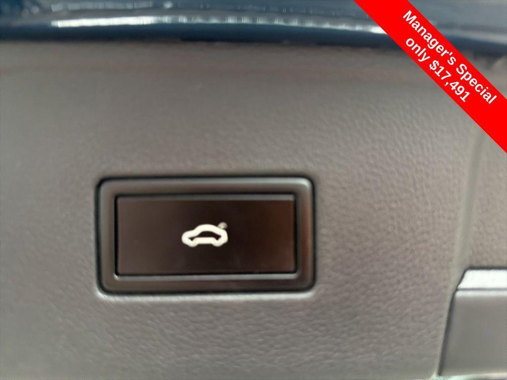 used 2019 Volkswagen Atlas car, priced at $17,491