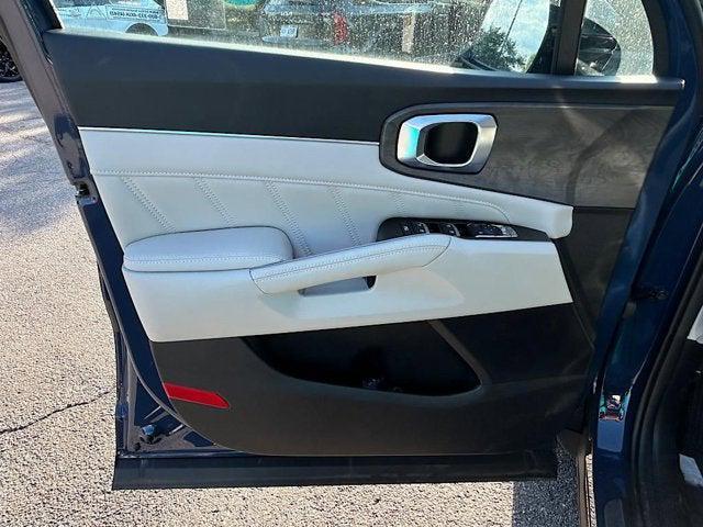 new 2025 Kia Sorento car, priced at $39,803